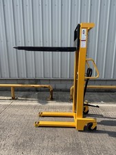 Manual High Lift Hydraulic Pallet Stacker