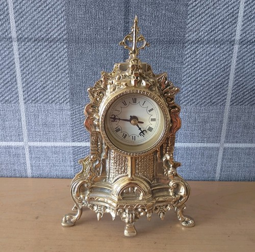 Antique style vintage - antique,