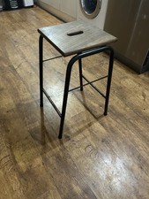 Original Hardwood seated Lab