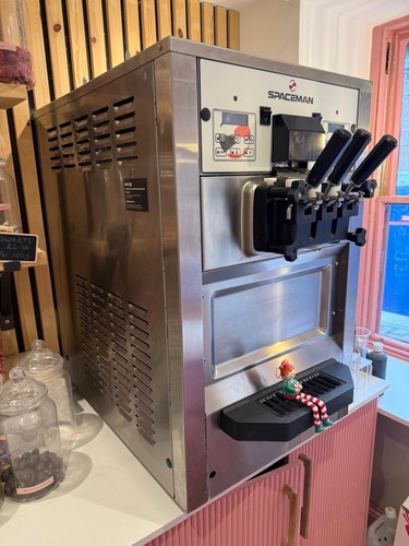 Blue ice cream machine t46 - blue,