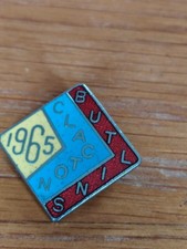 BUTLINS CLACTON HOLIDAY CAMP 1965  ORIGINAL VINTAGE ENAMEL PIN BADGE