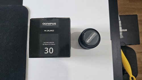 Olympus 30mm macro ed - 30mm, f3.5