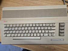 VINTAGE COMMODORE 64 COMPUTER