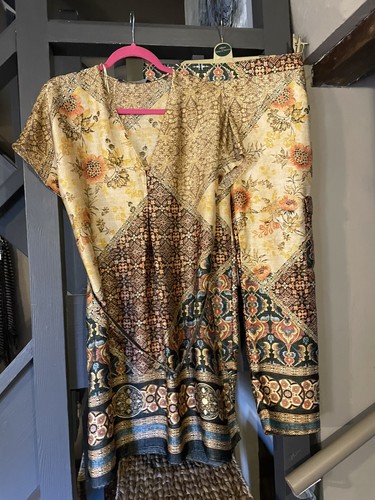 Zara terracotta printed top - zara,