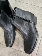 Pavers Black Leather Cuban