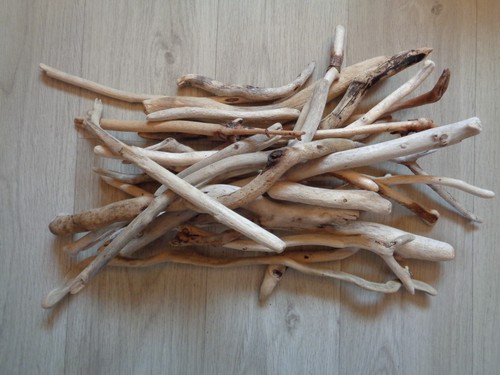 Pieces driftwood - pieces,