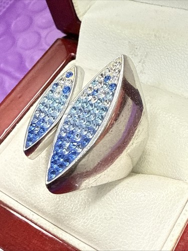 Aquamarine blue crystal - ❤️,