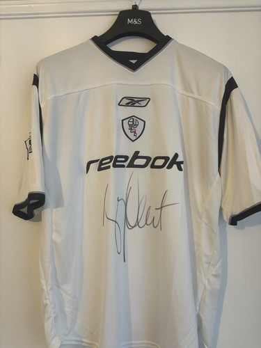 Signed vintage reebok bolton - vintage,