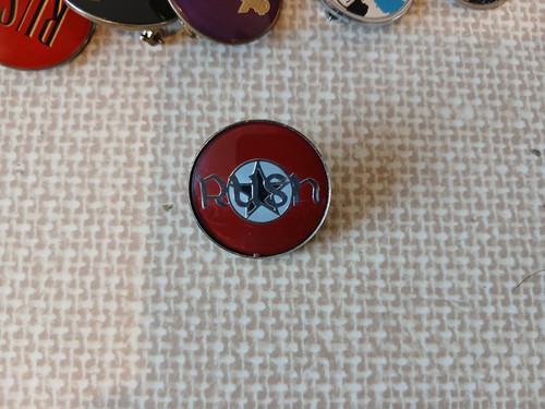 Vintage rush pin badge crystal - rush,