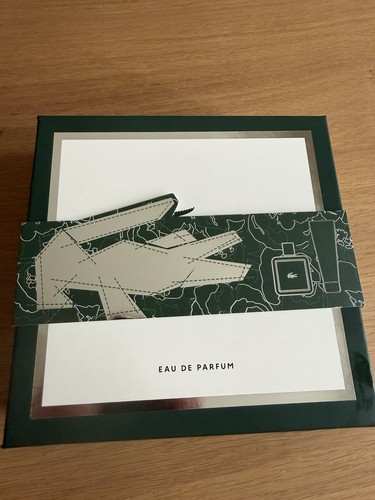 Lacoste perfum gift set - perfum,
