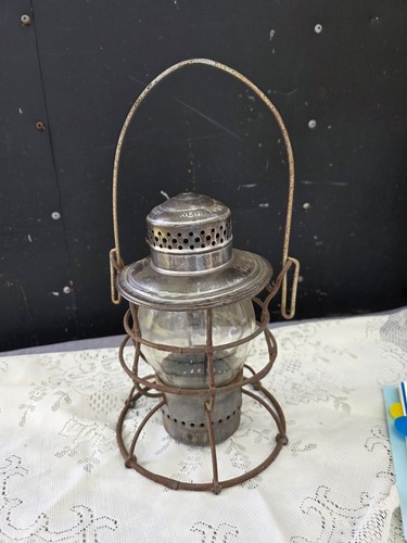 Armspear kerosene lantern - rr,