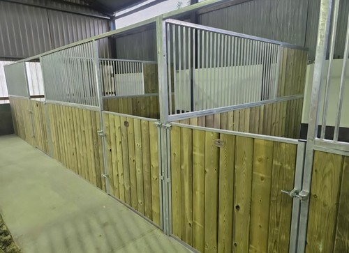 Internal stables bronze range - internal,