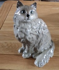 Royal doulton persian cat - royal,