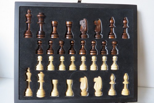 Vintage wooden chess set - wooden, &