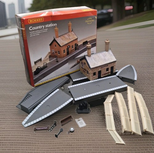 Boxed hornby r8000 country - hornby,