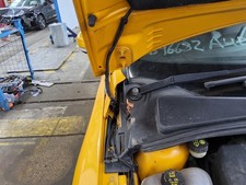 Bonnet hinge ford focus - hinge,