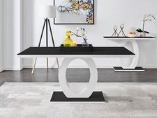GIOVANI Black Glass & White