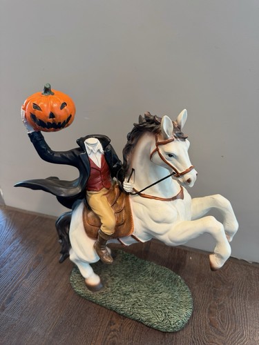 Headless horseman white - headless,