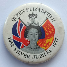 1977 Queen Elizabeth II Silver