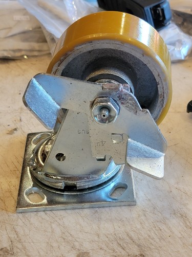 Pegasus locking caster - 2",