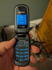 Samsung E1150 Flip phone