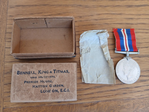Ww2 british war medal - medal, in