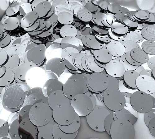 10g sew sequins 12mm - on, flat