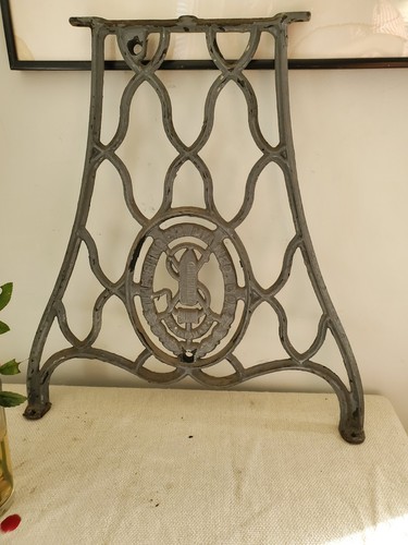 Singer leather patcher - singer,