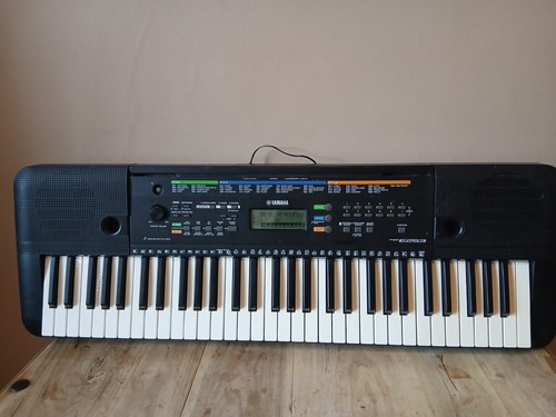 Yamaha keyboard psr e253 - keyboard,