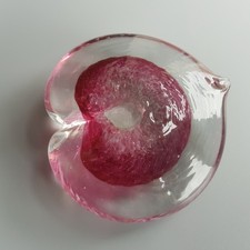 Elin Isaksson art glass