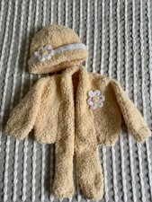 Hand Knitted Lemon Tie front