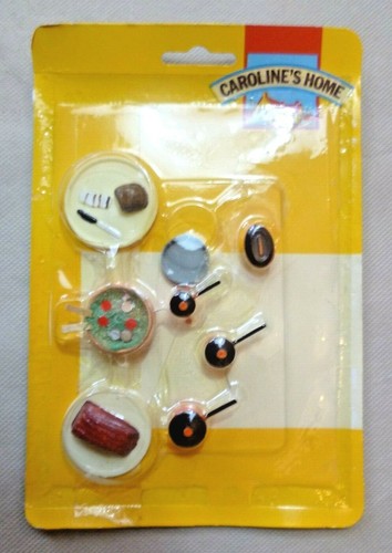 Vintage dolls house - dolls,