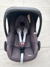 Maxi Cosi baby car seat with