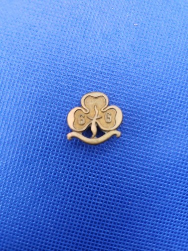 1960 girl guide badge - 1960’s,
