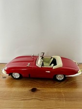 Luxe Car 1:18 Scale Metal tin