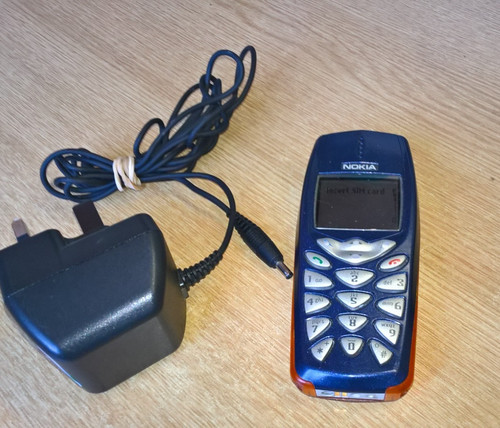 Retro nokia 3510i mobile phone - mobile,