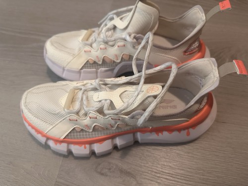 Size lining shoes - 6,