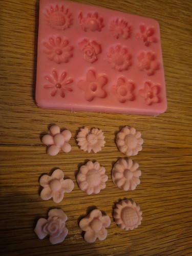 Multi flower silicone mould - 12,