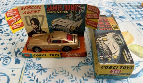 Corgi 261 james bond - corgi, aston