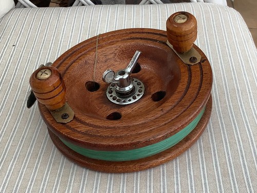 Vintage wooden fishing reel - wooden,
