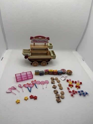Sylvanian families village - families,