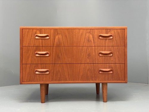 Vintage plan teak chest - plan, of