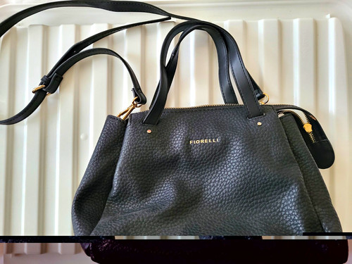 Fiorelli black pebbled faux - black,