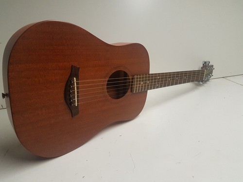 Essex travel acoustic guitar - essex,