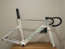 Canyon Aeroad CFR Carbon Disc frameset + bars Size Medium