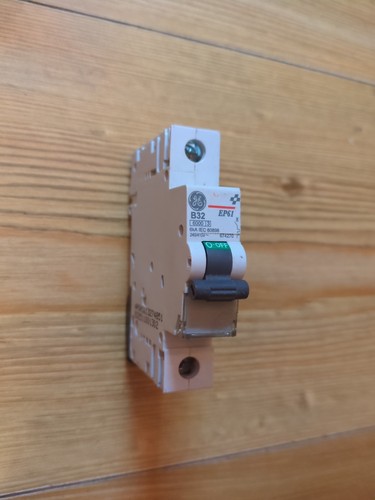 Ep61 32 amp - b,