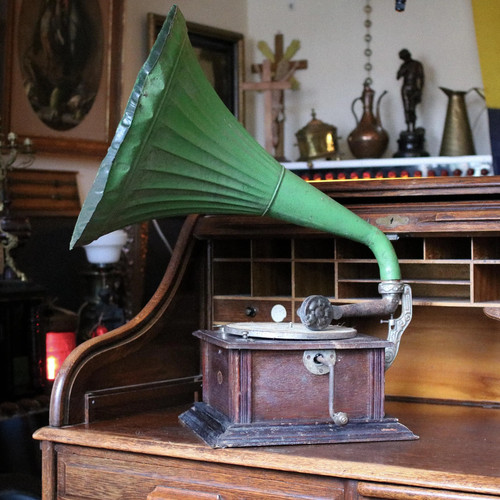 Antique edwardian green - antique,