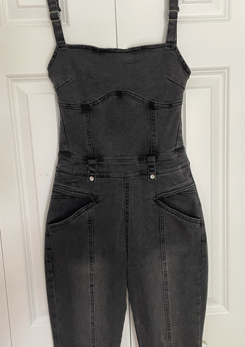 Maniere voir 4 - maniere, (uk