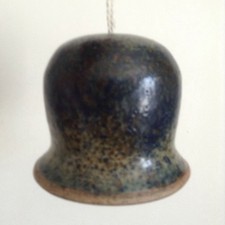 Vtg Norma Fryer Whitstable / Brighton Potter Bird Feeder For Suet & Seeds Bell