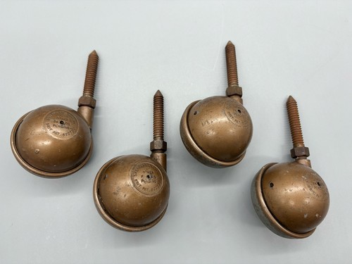 Vintage brass coloured - coloured, ball